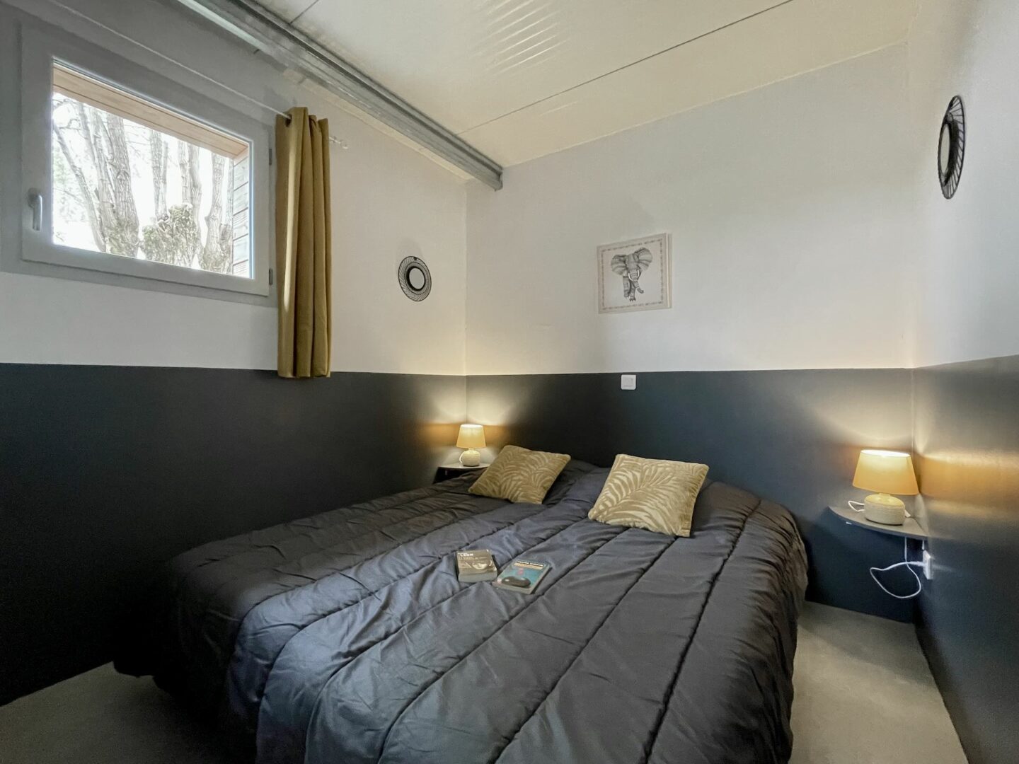 domaine-les-tournesols-flamboyant-chambre-01-4x3